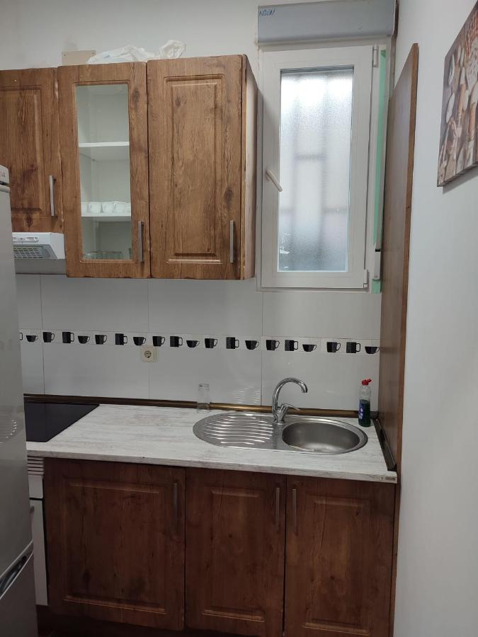 Apartamento En El Centro Del Pueblo Apartment Robledo de Chavela Exterior photo