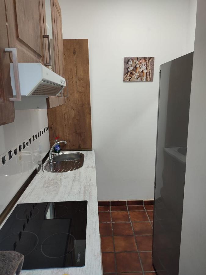 Apartamento En El Centro Del Pueblo Apartment Robledo de Chavela Exterior photo