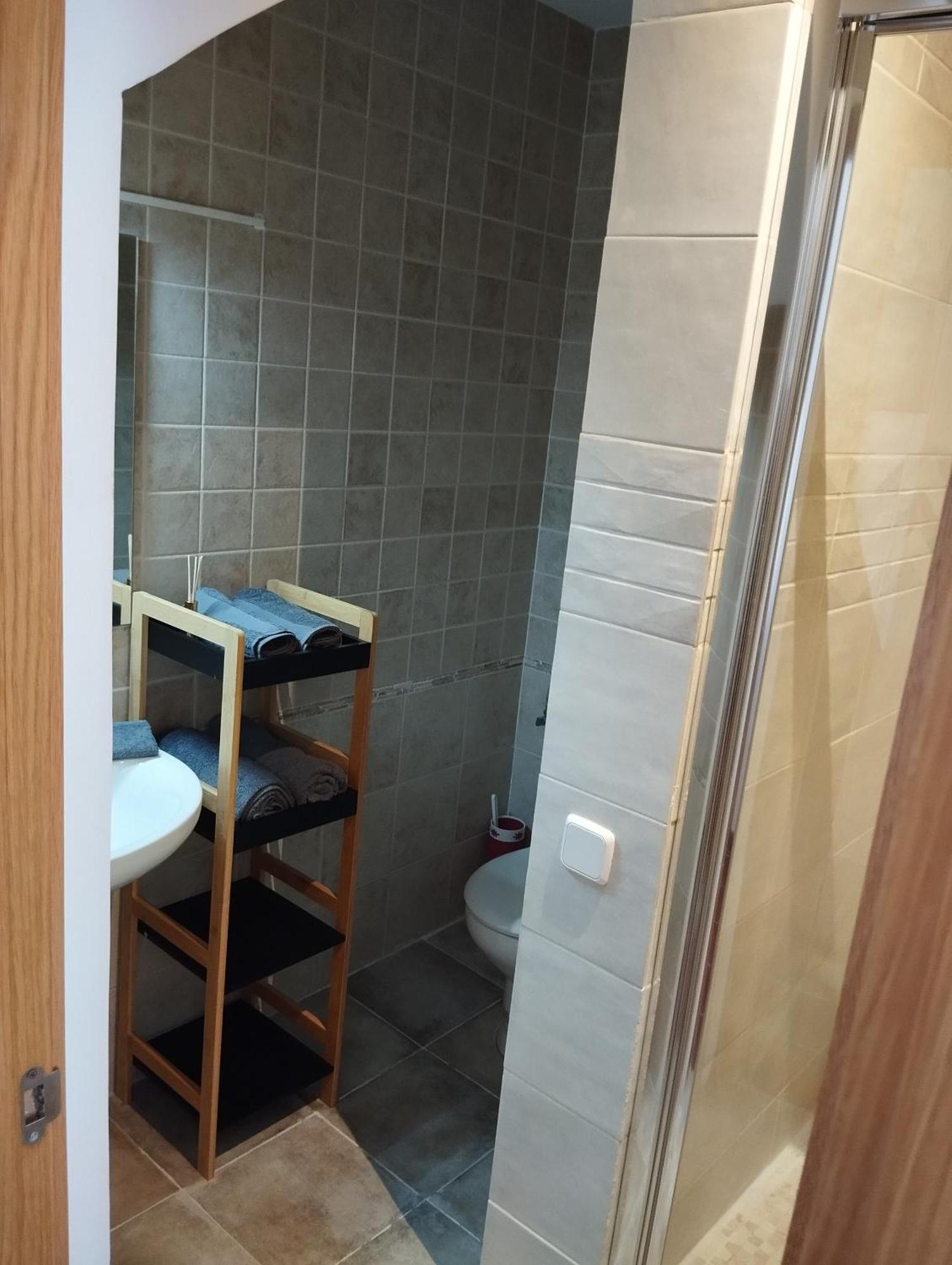 Apartamento En El Centro Del Pueblo Apartment Robledo de Chavela Exterior photo